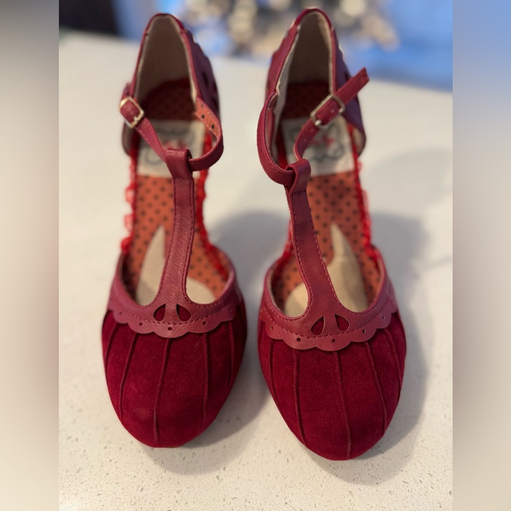 Bettie Page Shoes Heels Retro Women’s Size 6